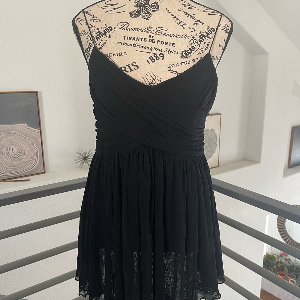 Mimi Maternity Black Mesh Chiffon Layered Draped Sleeveless Top Tank Size S